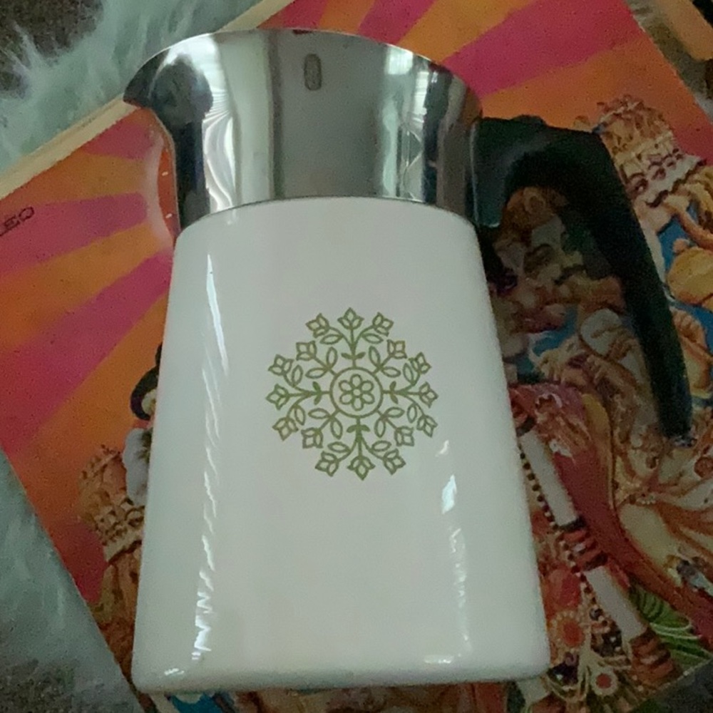 Corning Ware. Avocado Medallion Coffee Pot. Never used!  Paperwork inside.